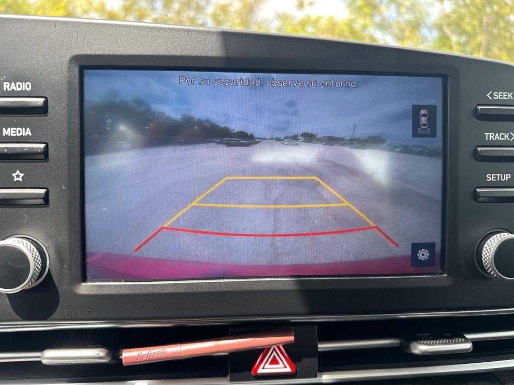 Used 2021 Hyundai Elantra SEL w/ Cargo Package FWD image 11