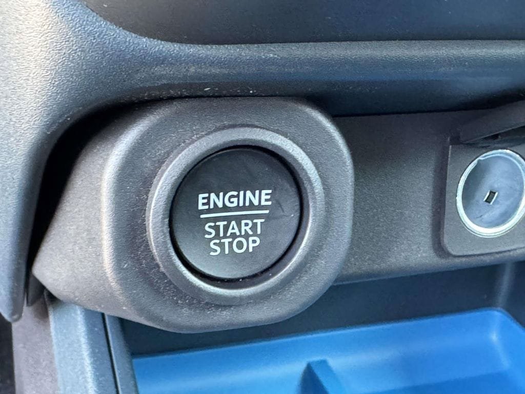 New 2025 Ford Maverick XLT FWD image 7