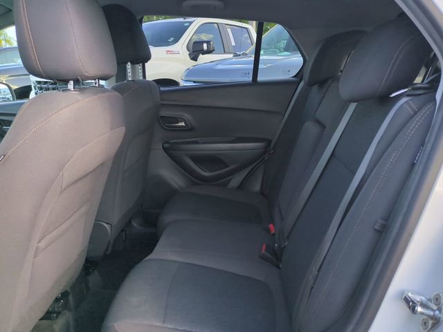 Certified 2022 Chevrolet Trax LS w/ Tint and Cruise Package image 14