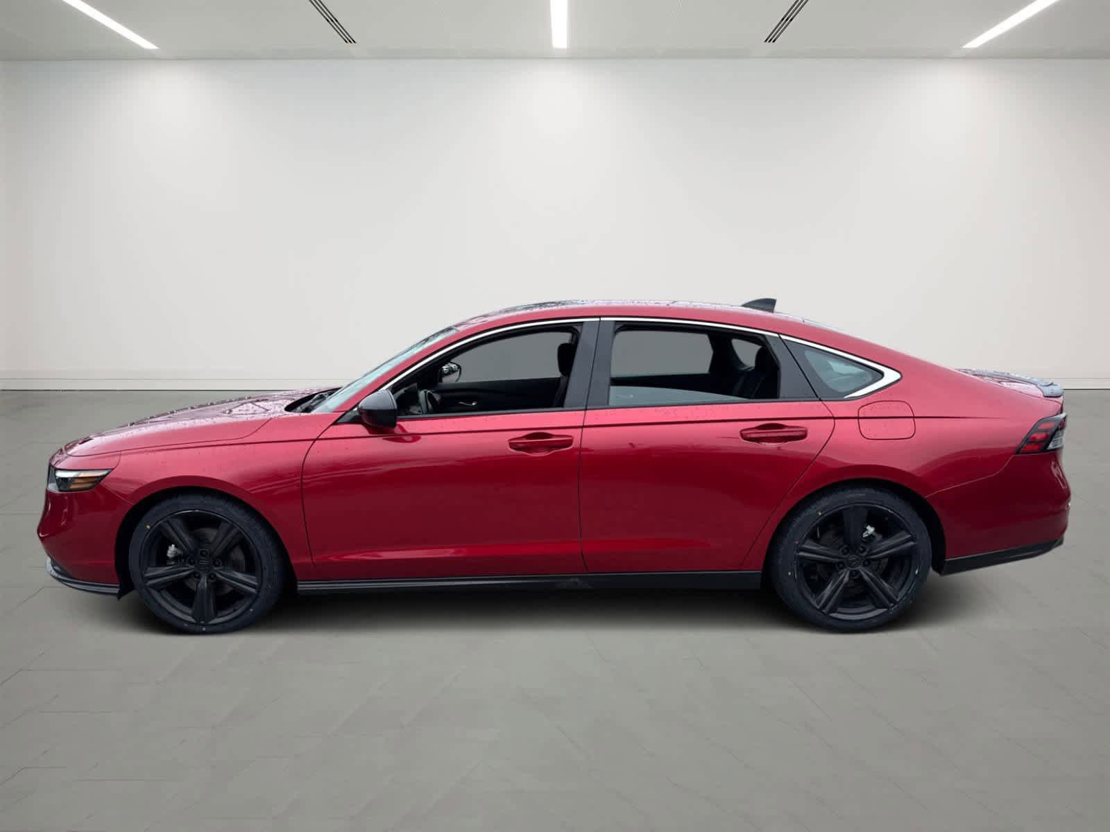 Used 2023 Honda Accord Sport image 3