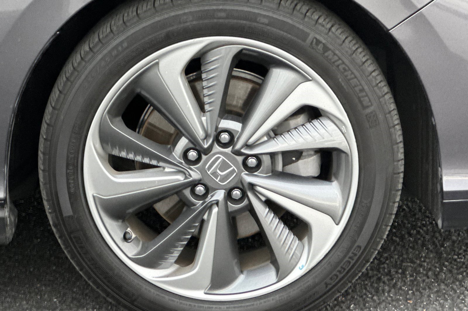 Used 2018 Honda Clarity Touring image 11