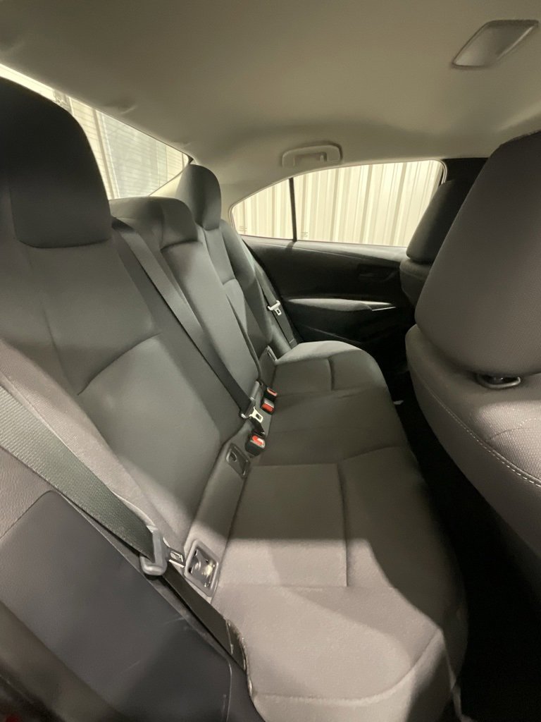 Used 2025 Toyota Corolla LE image 12