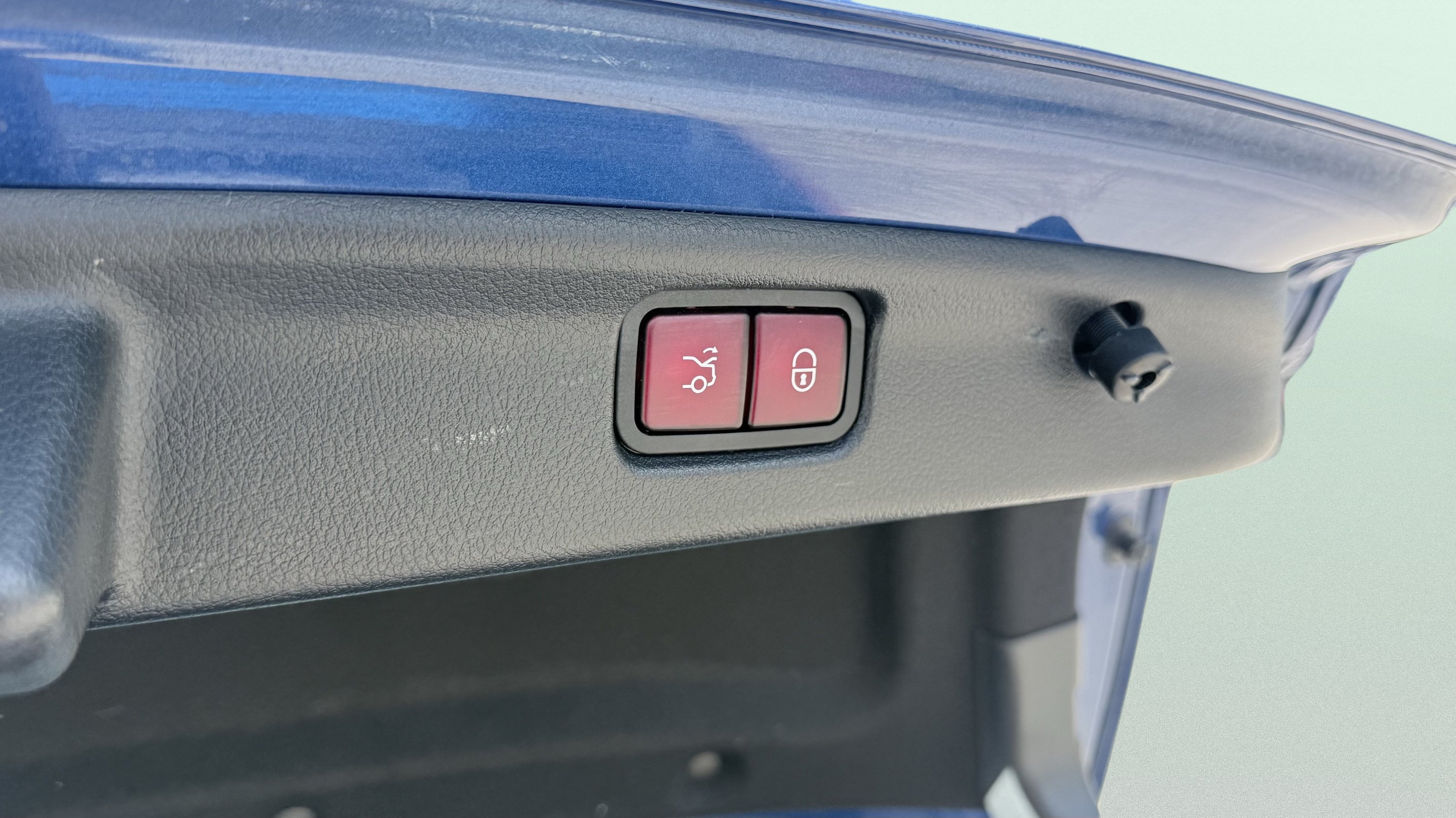 Used 2022 Mercedes-Benz C 300 Sedan w/ Exclusive Trim Package image 15