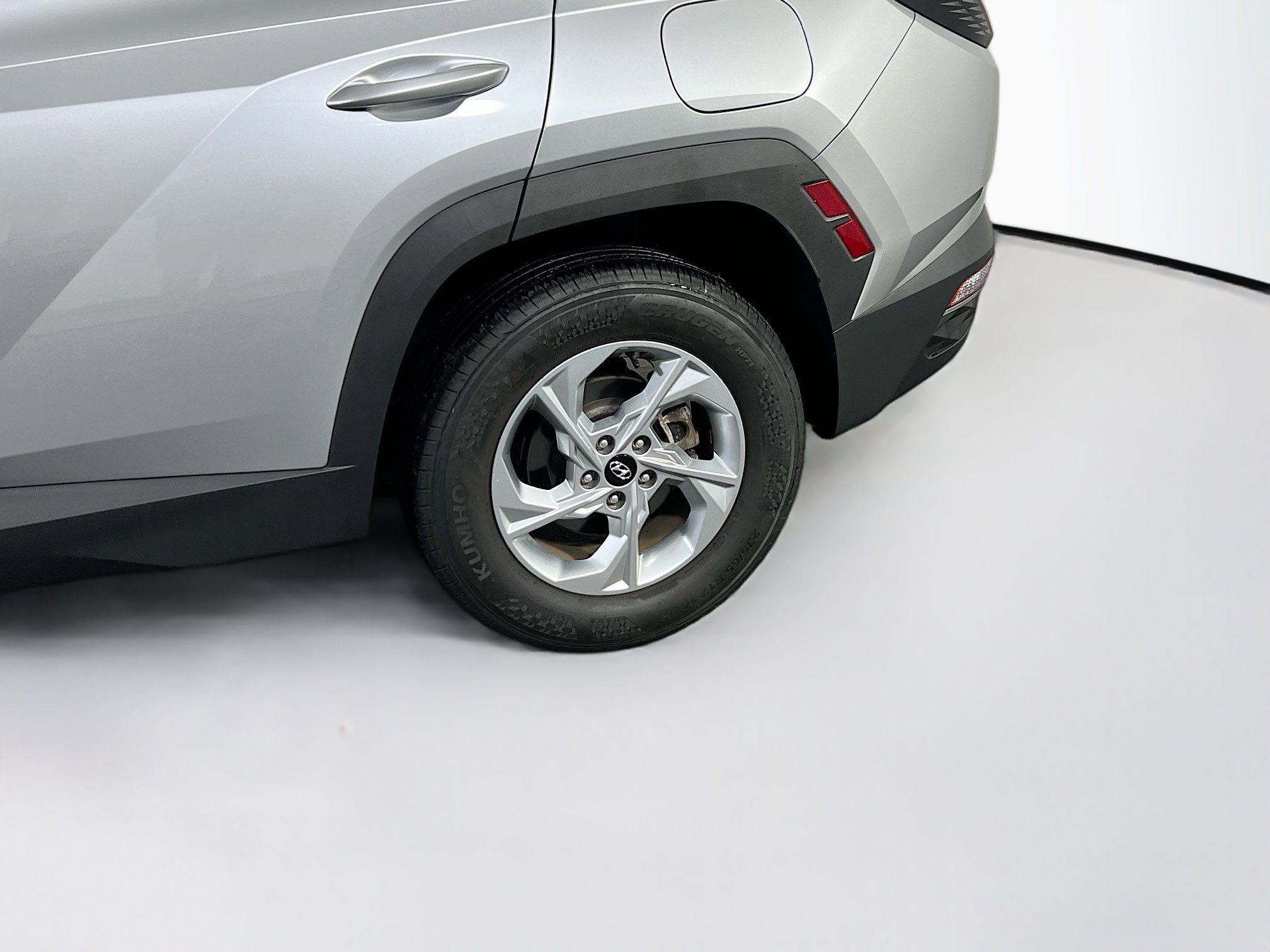 Used 2022 Hyundai Tucson SEL w/ Cargo Package AWD/4WD image 29