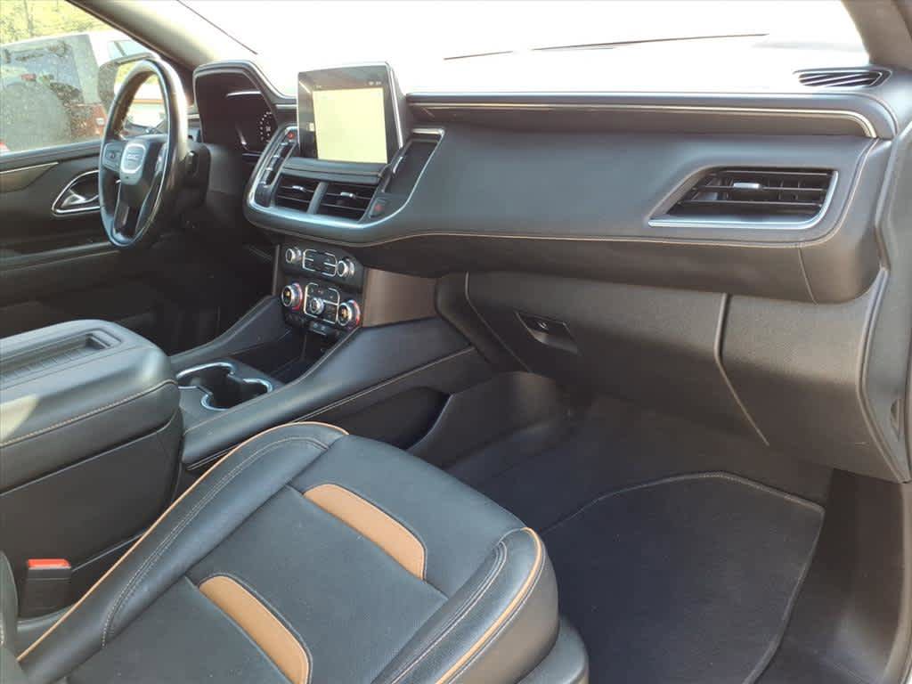 Used 2022 GMC Yukon AT4 w/ AT4 Premium Plus Package AWD/4WD image 9