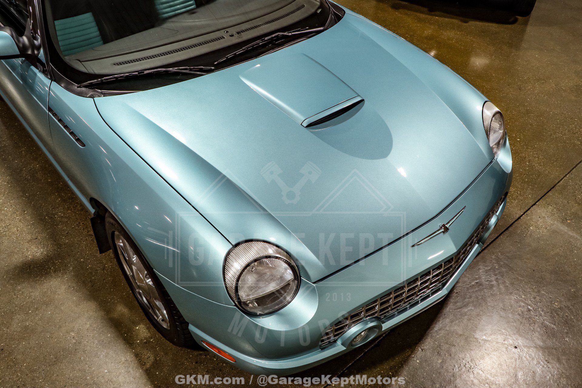 Used 2002 Ford Thunderbird RWD image 16