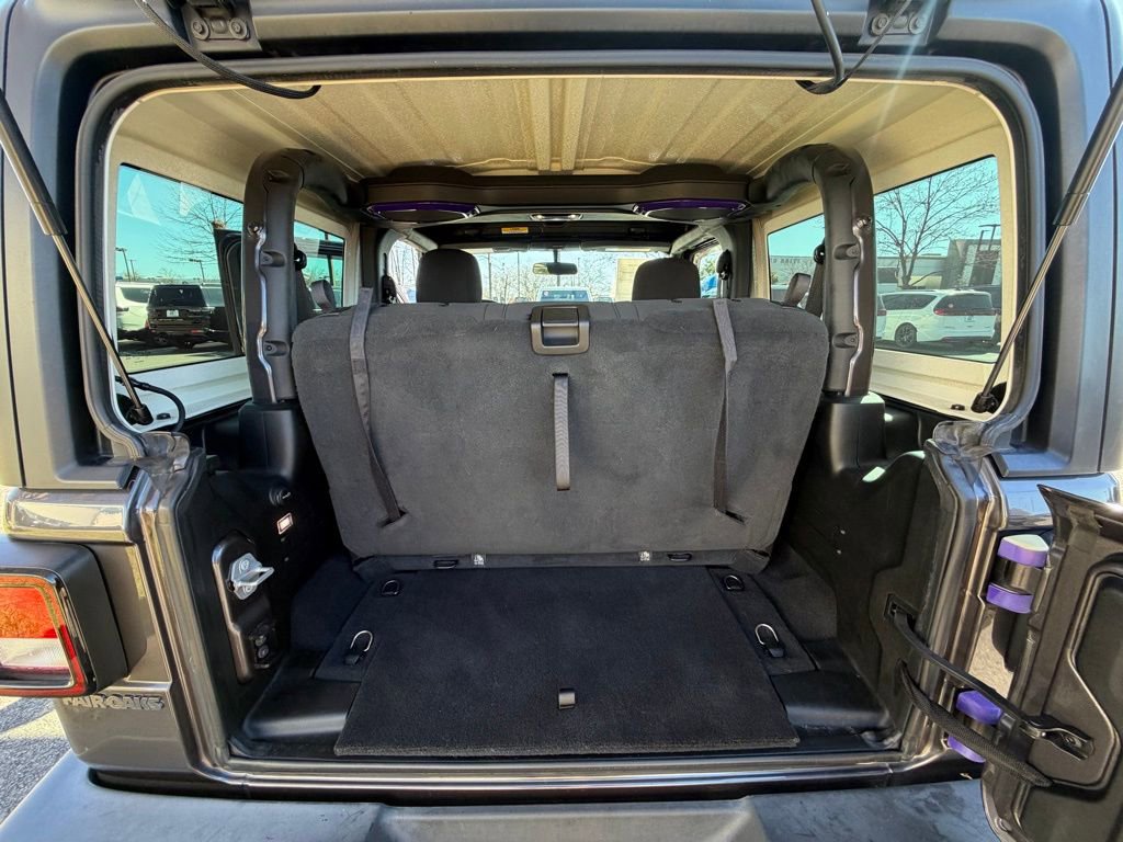 Used 2020 Jeep Wrangler Sport image 27