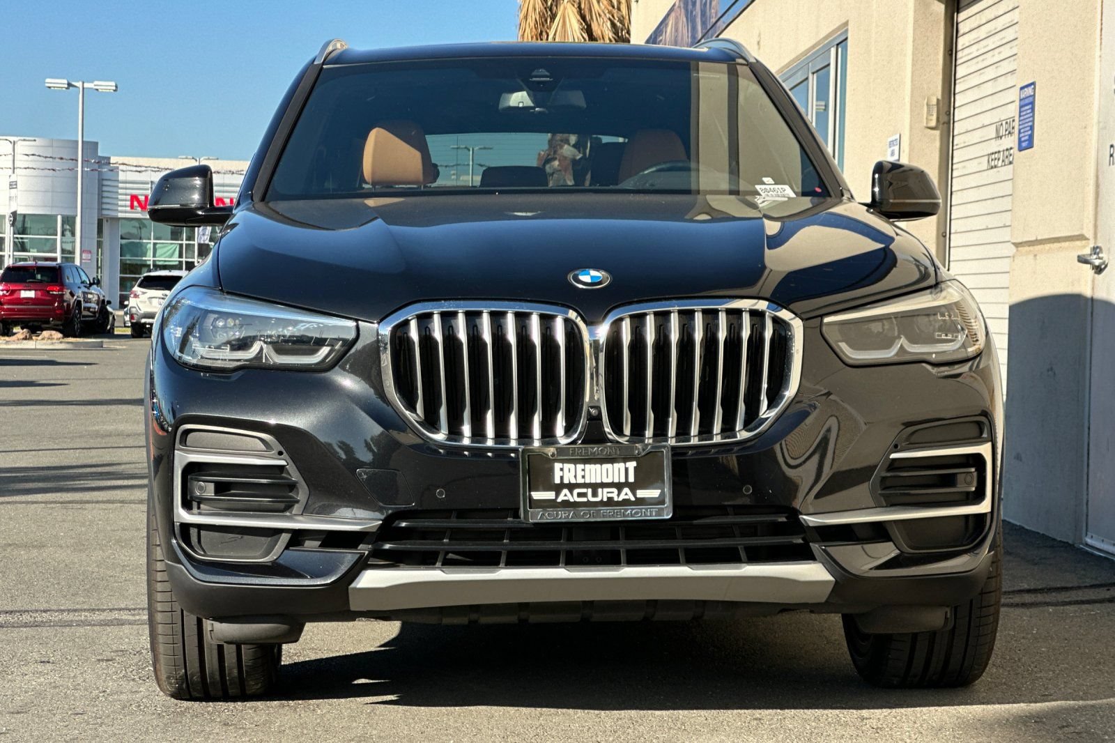 Used 2023 BMW X5 xDrive40i w/ Premium Package AWD/4WD image 9