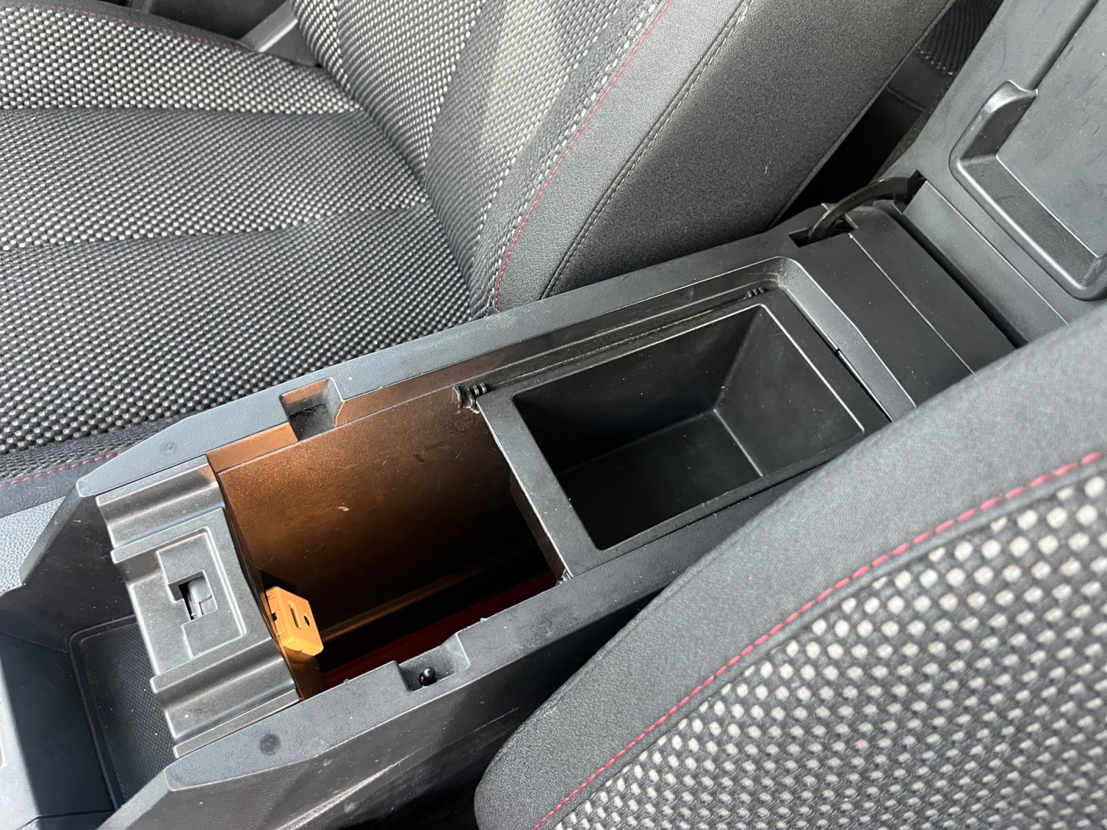 Used 2017 Chevrolet Equinox LT w/ Convenience Package image 15