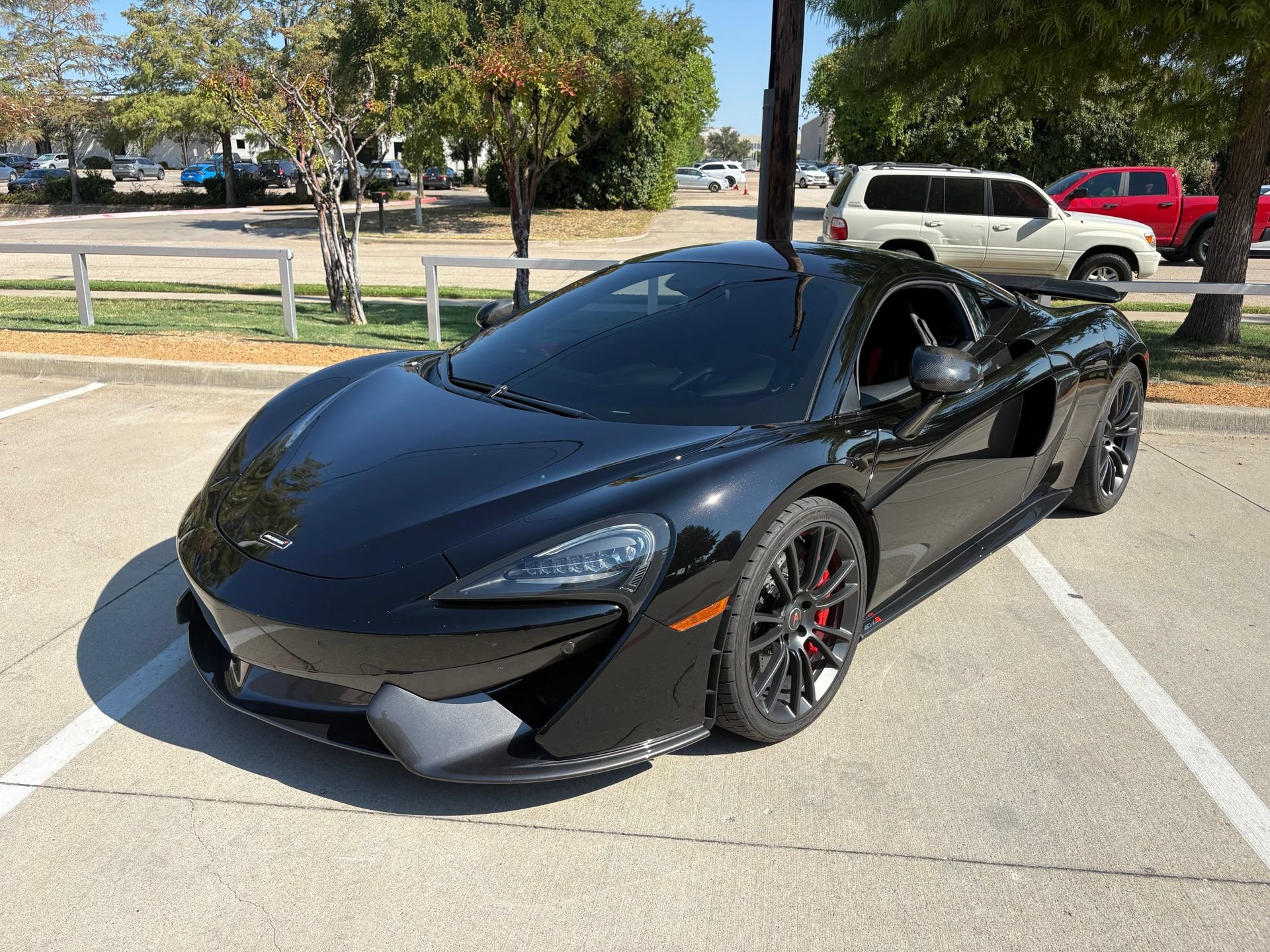 Used 2017 McLaren 570S Coupe RWD image 1