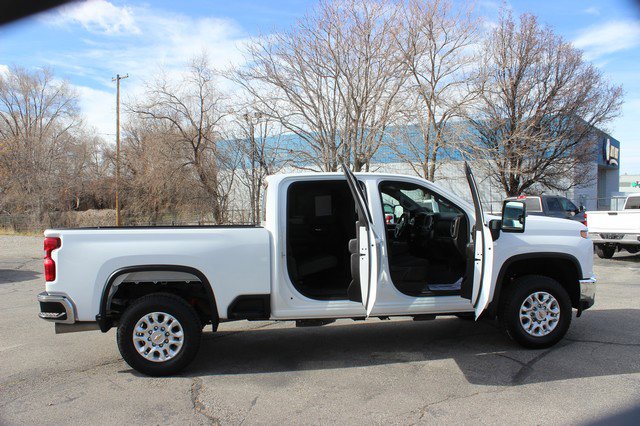Used 2023 Chevrolet Silverado 2500 LT image 18