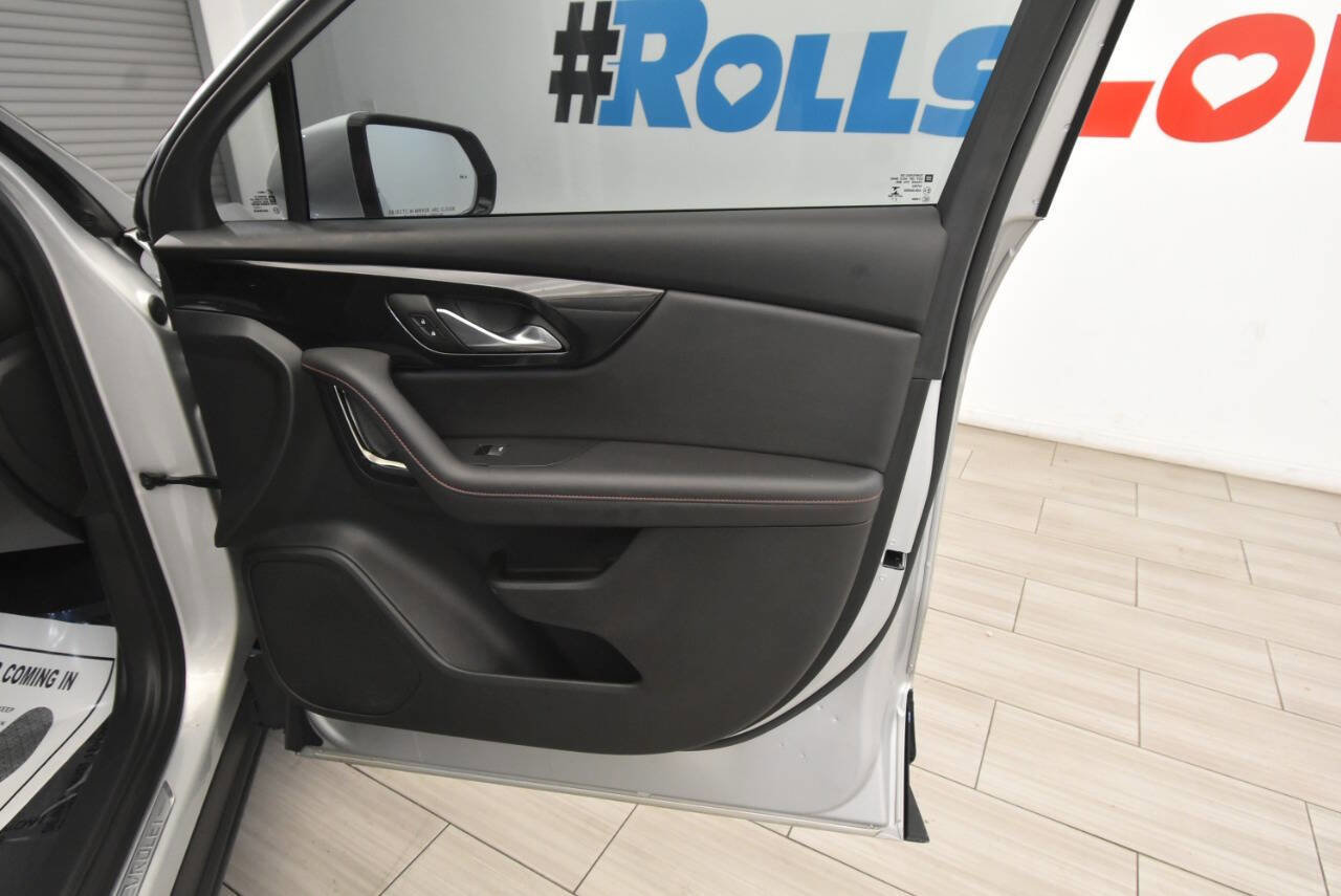 Used 2022 Chevrolet Blazer RS w/ Driver Confidence II Package AWD/4WD image 22