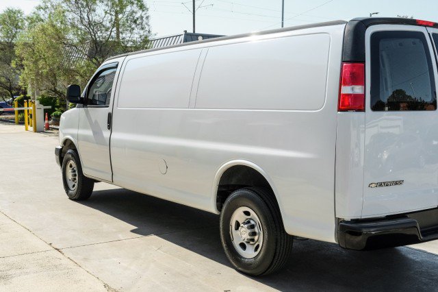 Used 2022 Chevrolet Express 2500 Extended w/ Driver Convenience Package RWD image 45