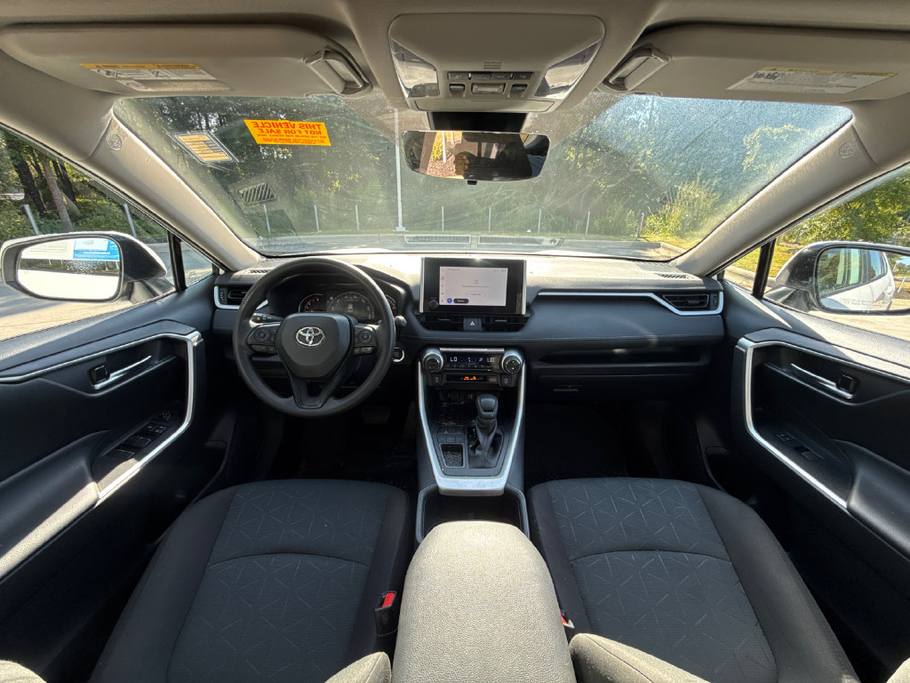 Used 2025 Toyota RAV4 XLE w/ Convenience Package FWD image 16