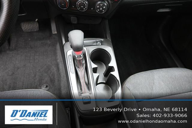 Used 2024 Chevrolet Trax RS w/ Sunroof Package FWD image 33