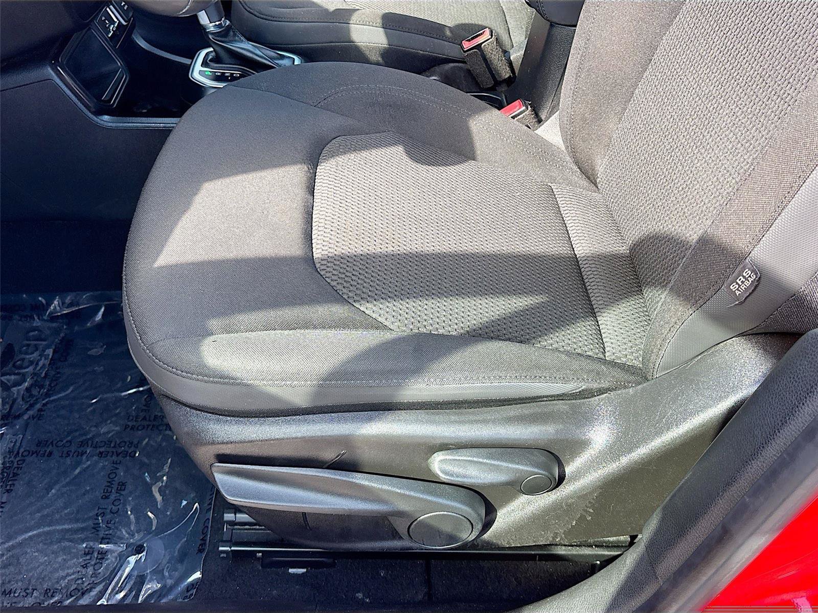 Used 2019 Jeep Renegade Altitude w/ Quick Order Package 2XM FWD image 18