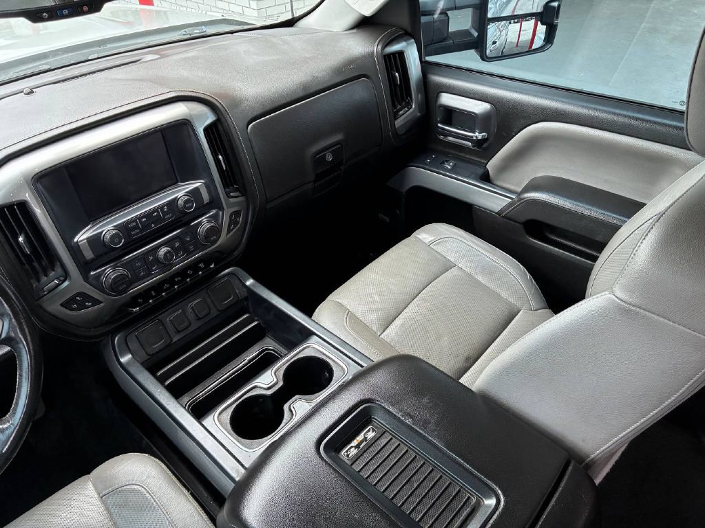 Used 2018 Chevrolet Silverado 2500 LTZ w/ Duramax Plus Package AWD/4WD image 18