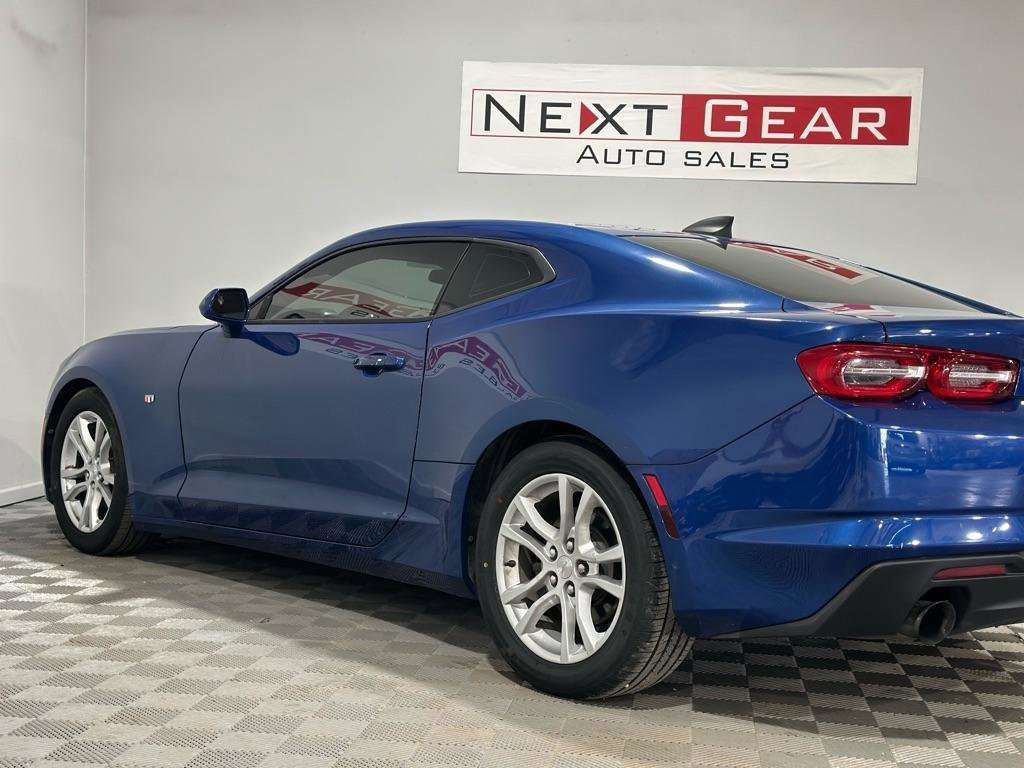 Used 2020 Chevrolet Camaro LS RWD image 7