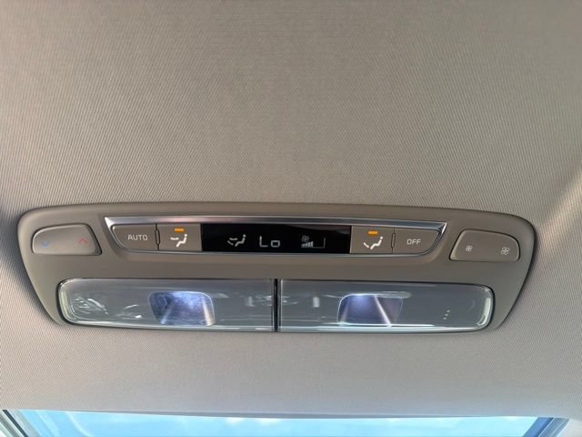 Used 2024 Kia Telluride EX w/ EX Captain's Chair Package AWD/4WD image 23