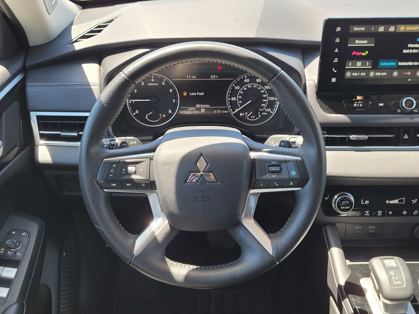 Used 2025 Mitsubishi Outlander SE FWD image 12