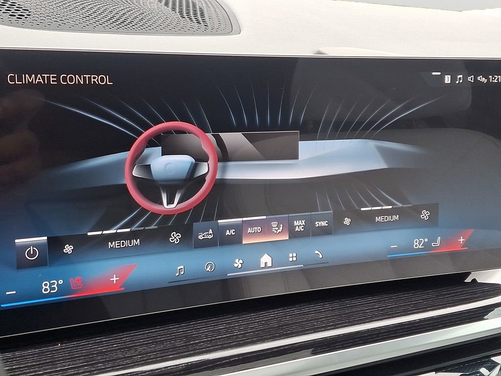 Used 2026 BMW X5 xDrive40i w/ M Sport Package image 17