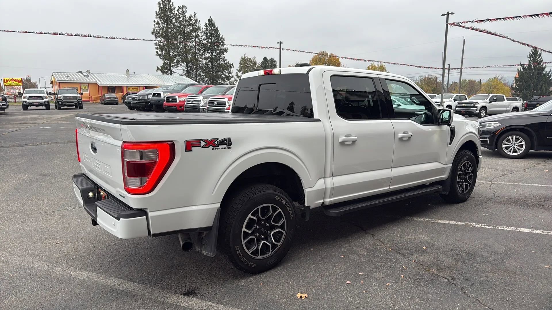 Used 2021 Ford F150 Lariat w/ Equipment Group 502A High image 3