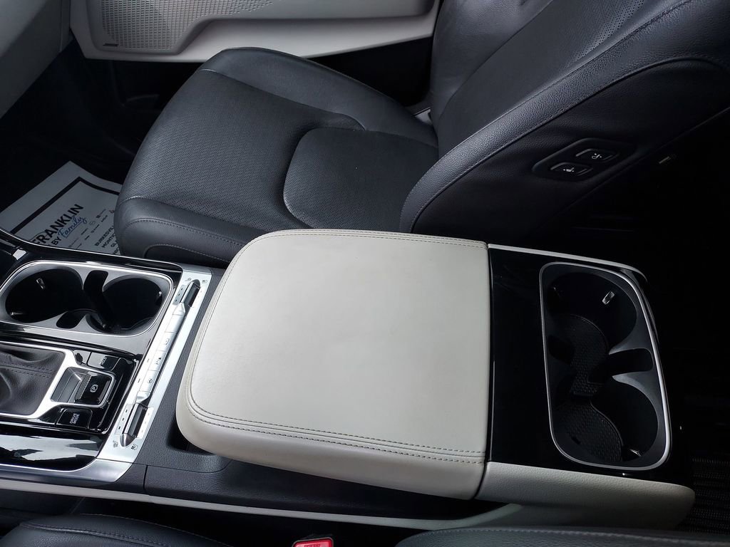 Used 2024 Kia Carnival SX Prestige FWD image 27