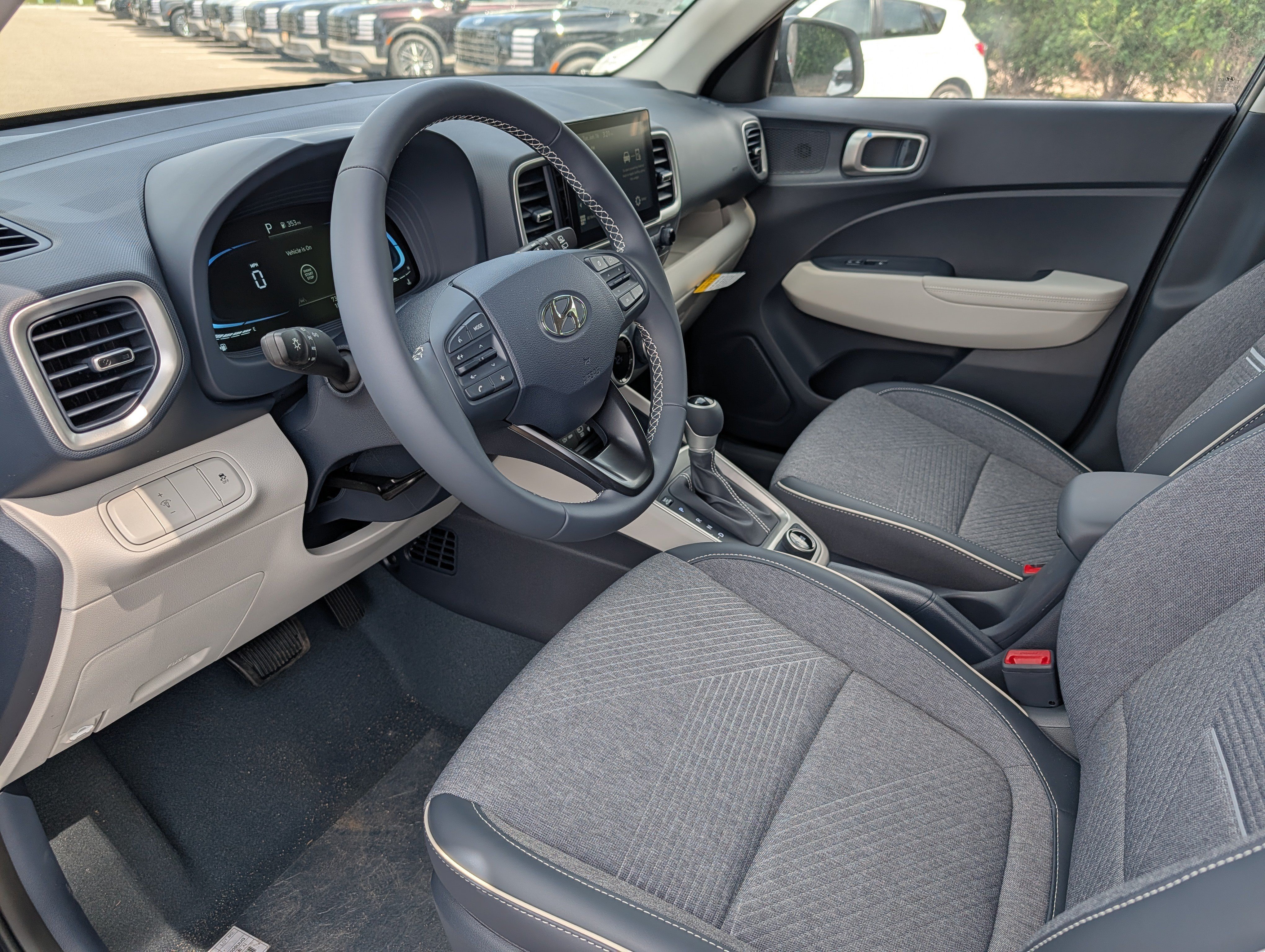 New 2026 Hyundai Venue SEL FWD image 6