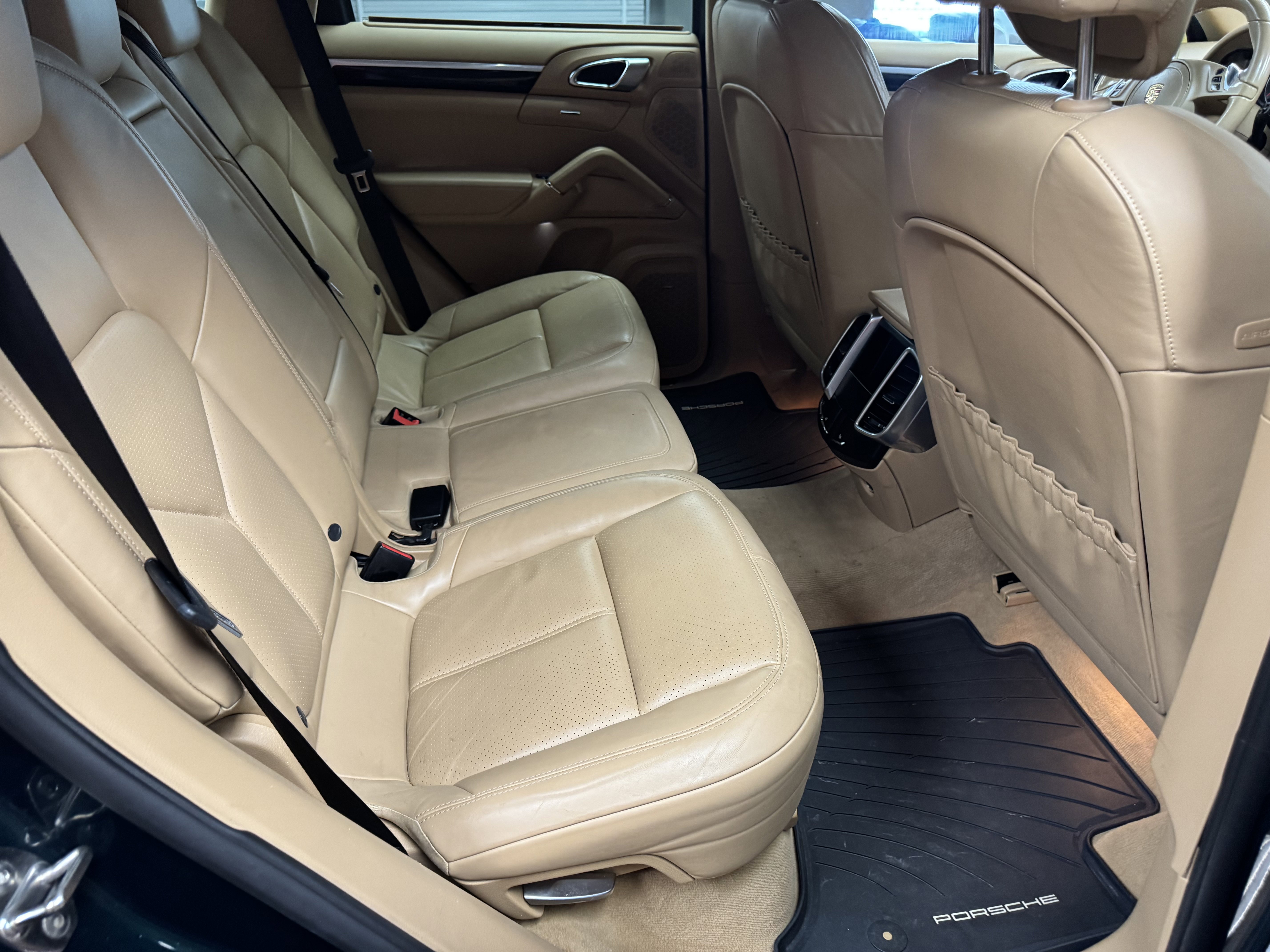 Used 2012 Porsche Cayenne S AWD/4WD image 12