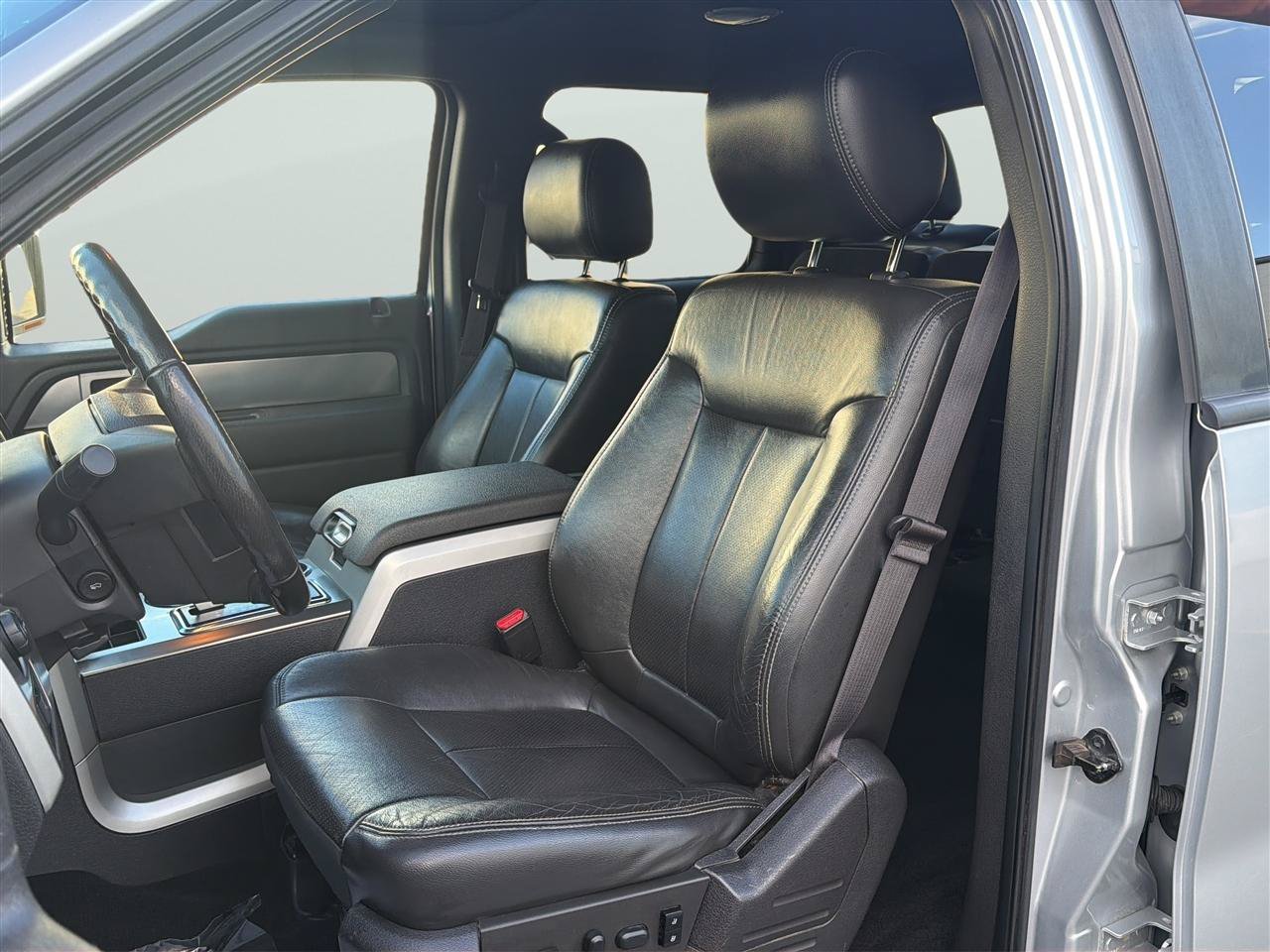 Used 2013 Ford F150 FX4 w/ Luxury Equipment Group AWD/4WD image 12