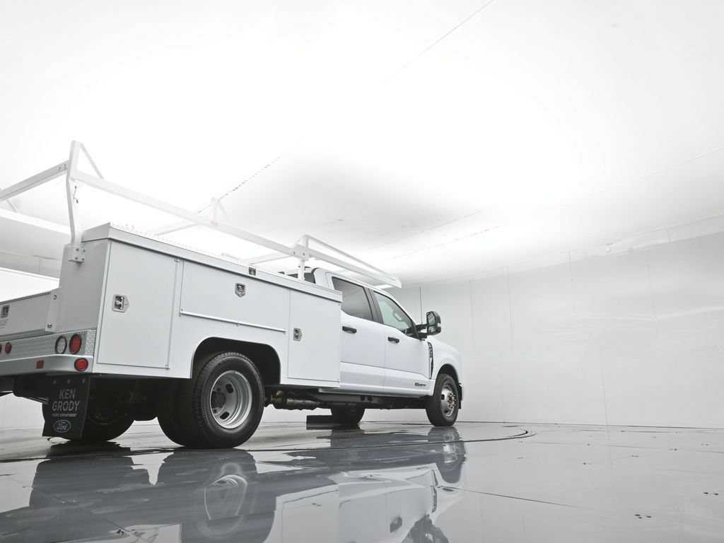 New 2026 Ford F350 XL w/ XL Chrome Package RWD image 49