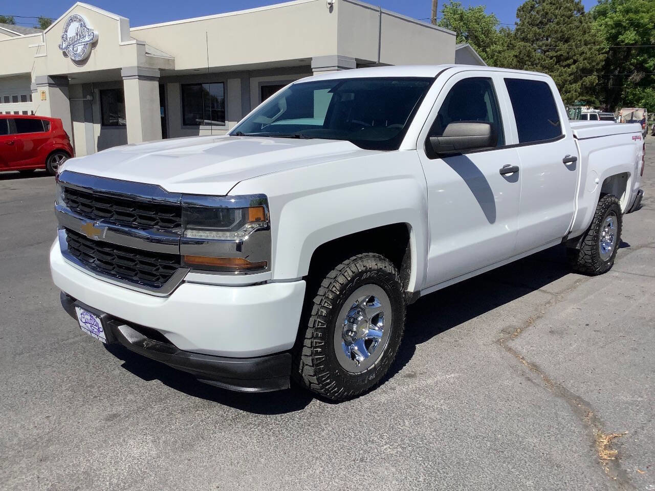 Used 2017 Chevrolet Silverado 1500 W/T w/ Special Service Package AWD/4WD image 19