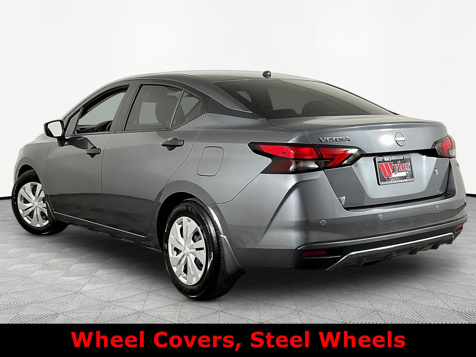 Used 2025 Nissan Versa S w/ Trunk Package FWD image 4