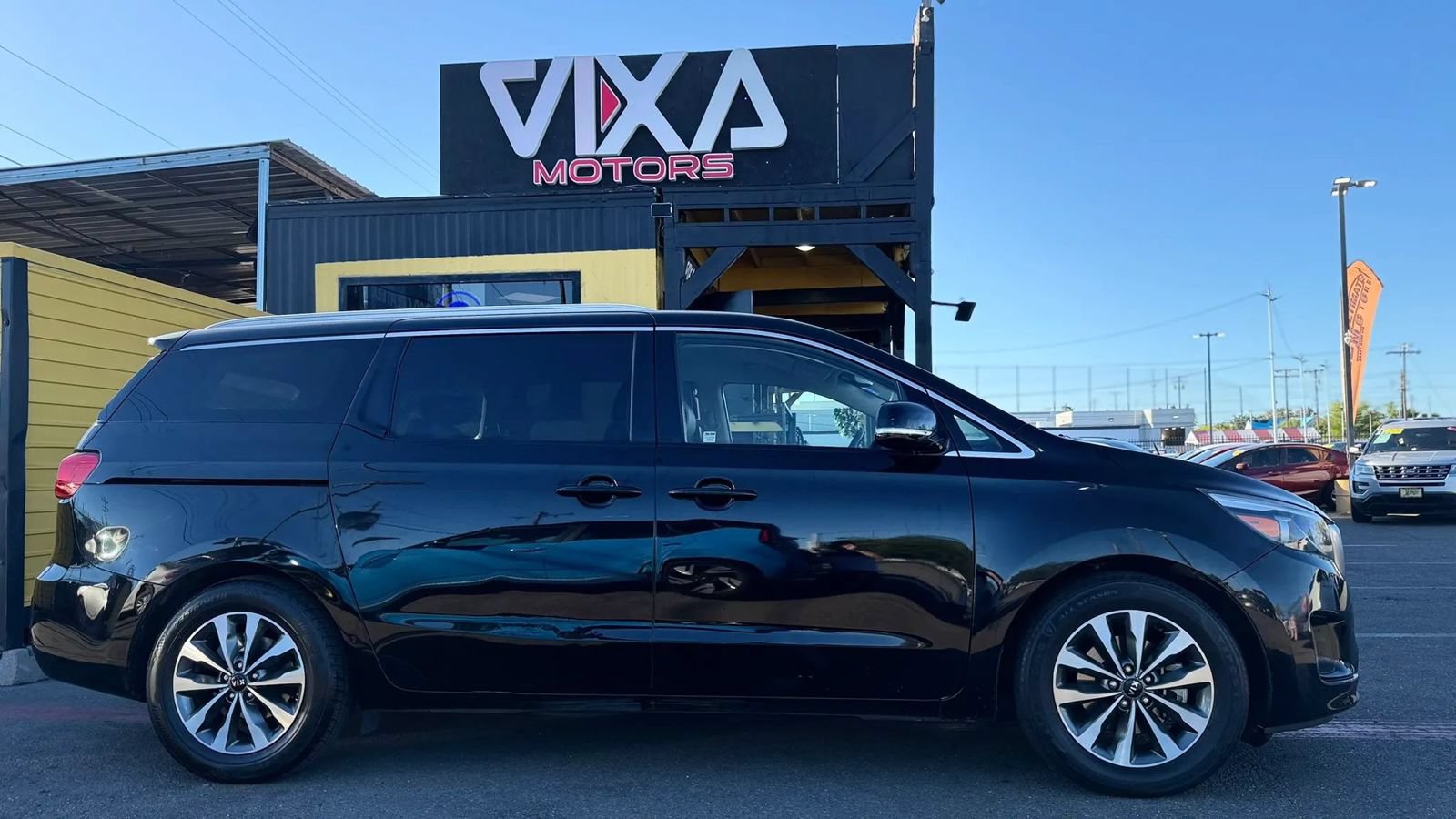 Used 2015 Kia Sedona SX FWD image 8