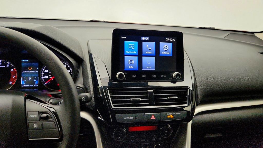 Used 2023 Mitsubishi Eclipse Cross LE image 15