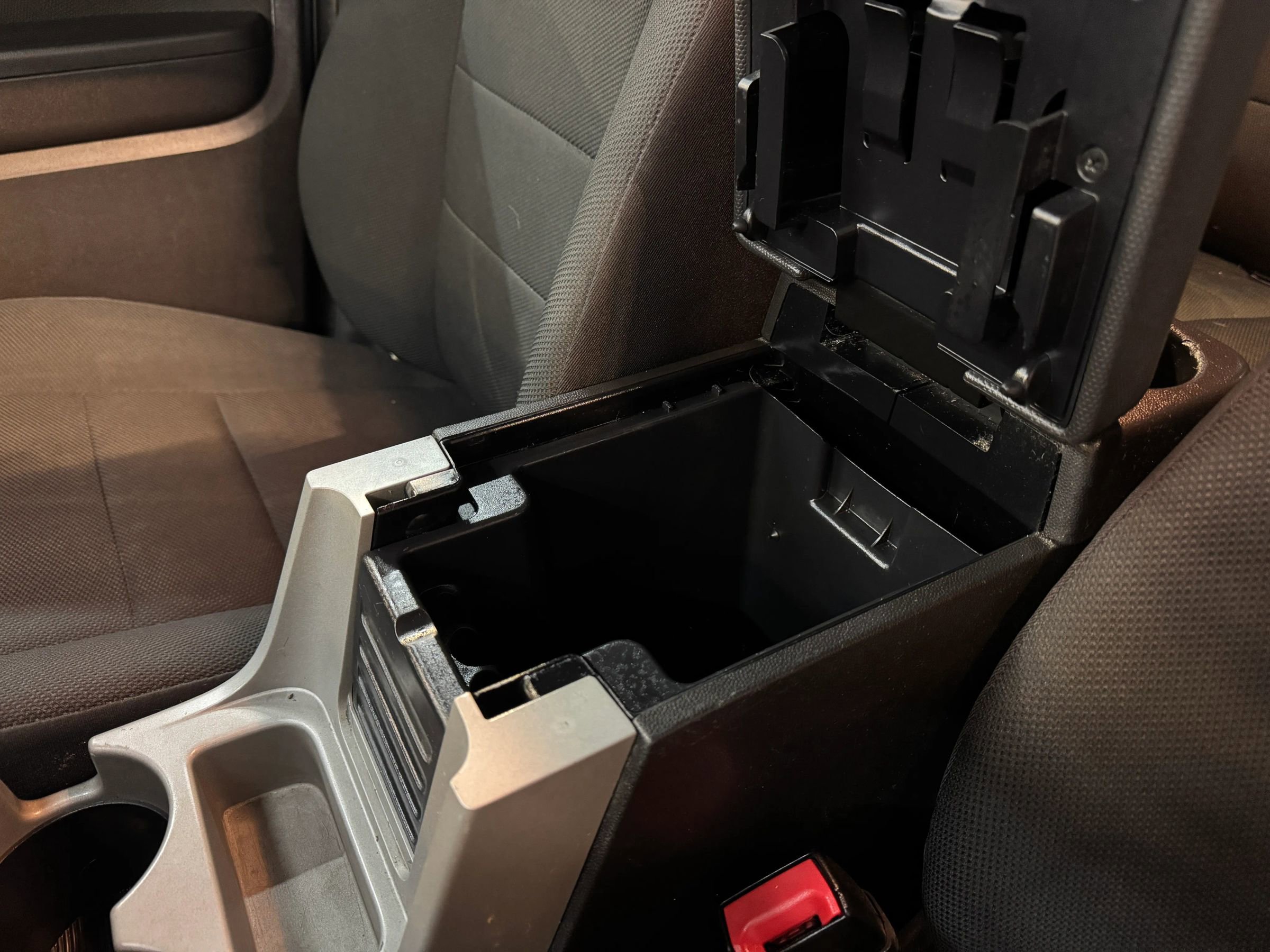 Used 2010 Ford Escape XLT image 17