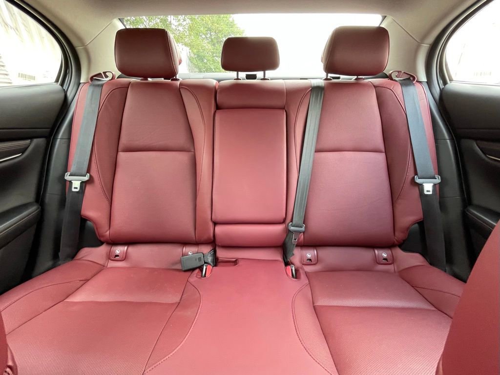 Used 2025 MAZDA MAZDA3 s image 30