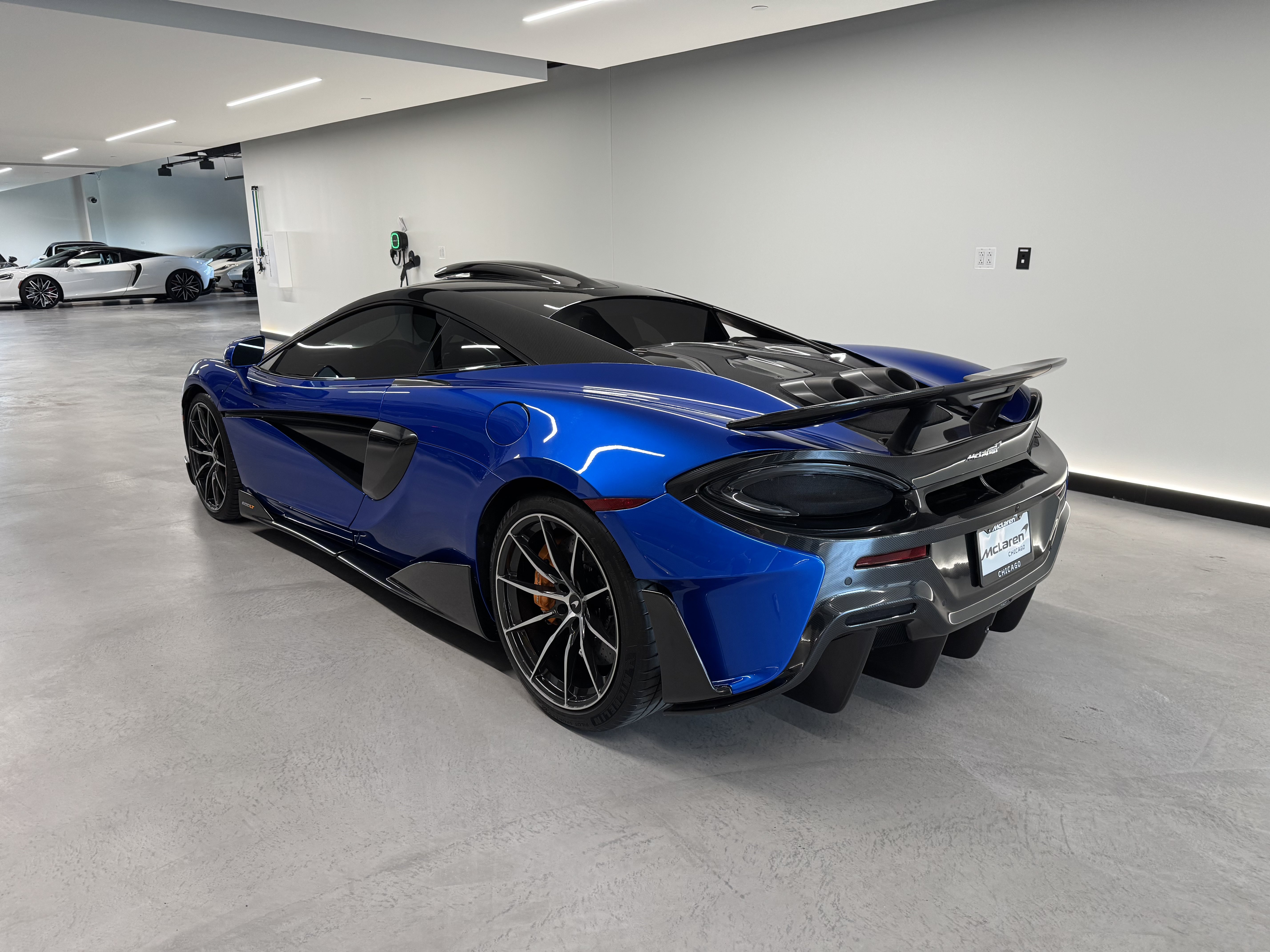 Used 2019 McLaren 600LT RWD image 2