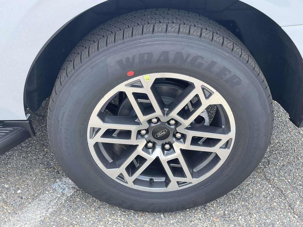 New 2026 Ford Expedition Active RWD image 9