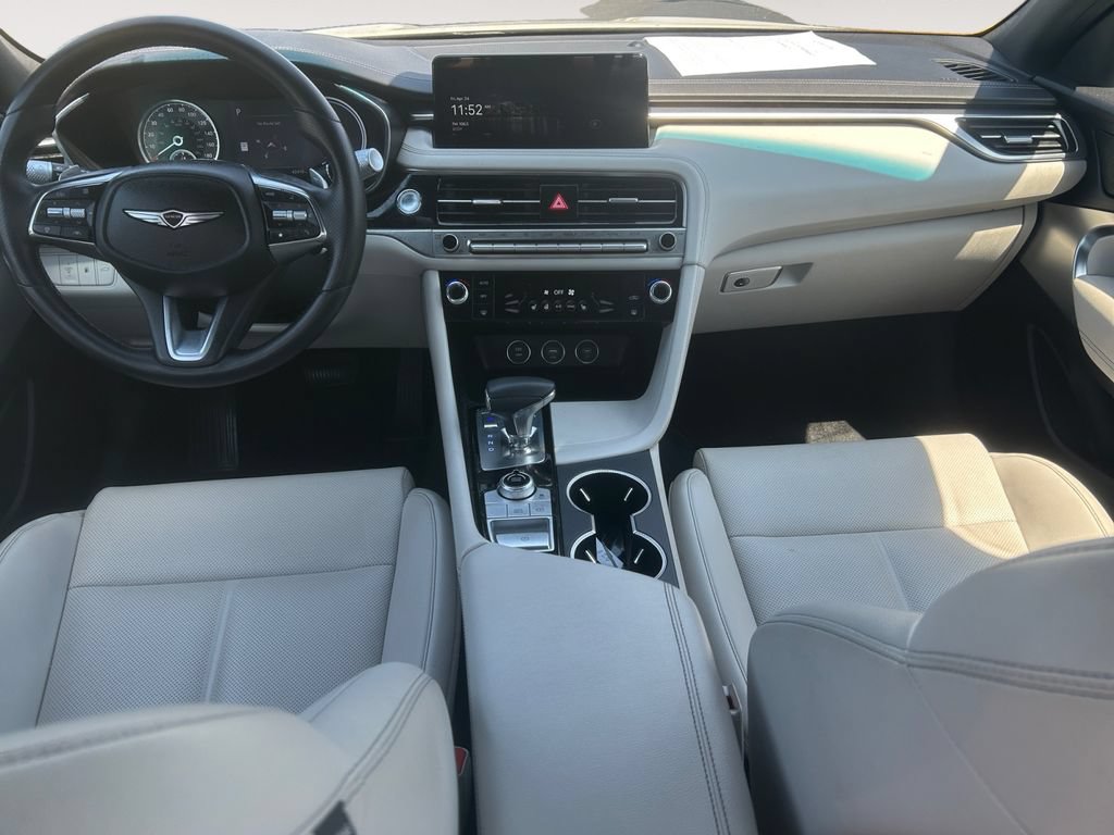 Used 2025 Genesis G70 2.5T AWD/4WD image 10