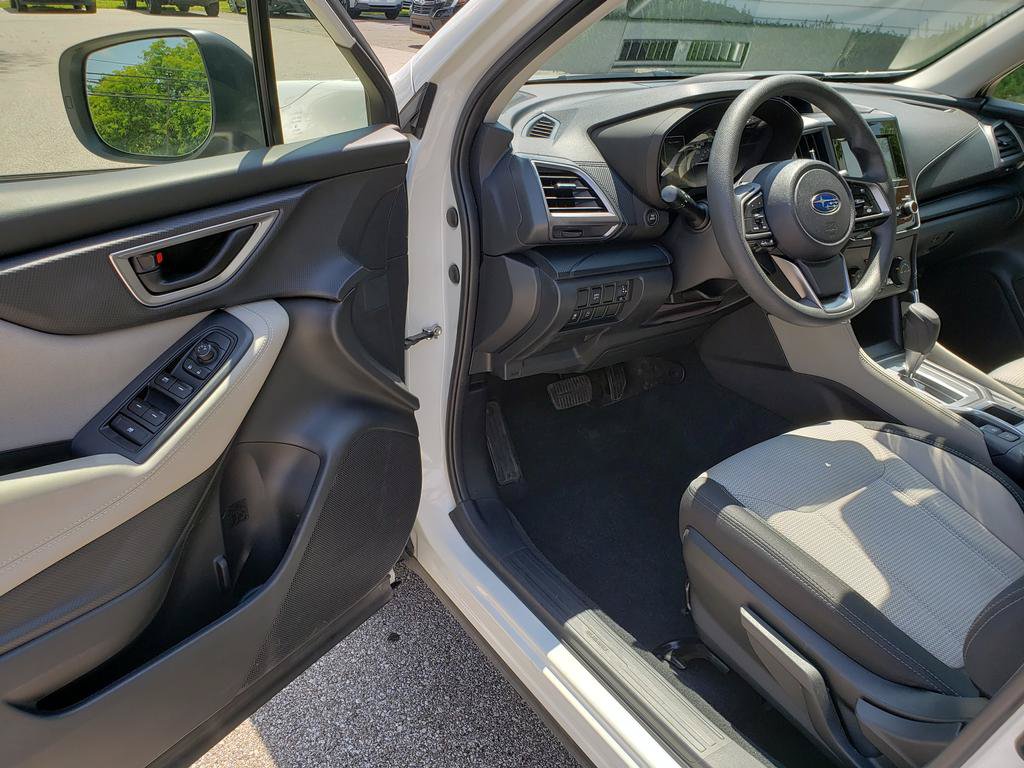 Used 2024 Subaru Forester w/ Popular Package #2A AWD/4WD image 8