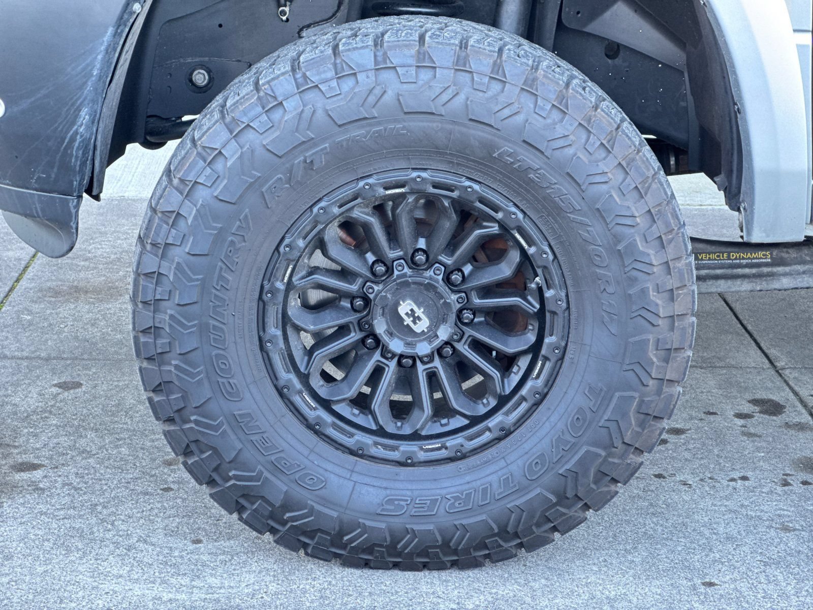 Used 2018 RAM 2500 Laramie w/ Sport Appearance Group AWD/4WD image 23