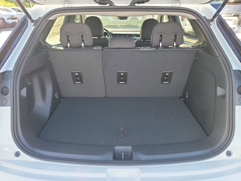 New 2027 Chevrolet Bolt LT image 18