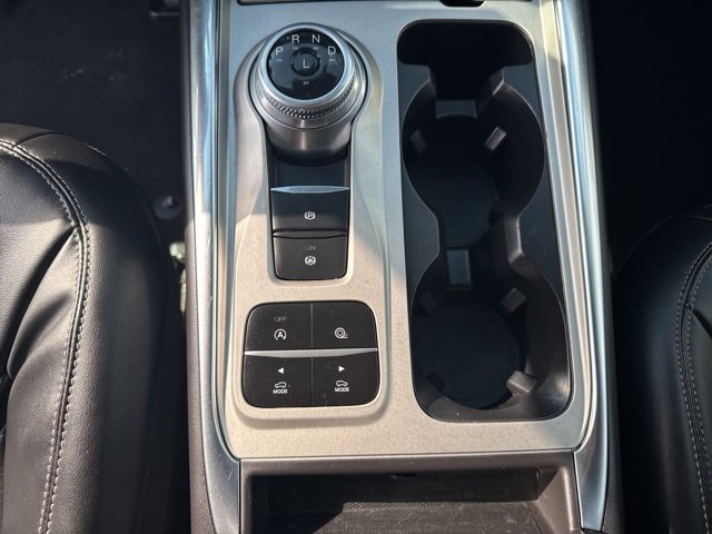 Used 2024 Ford Explorer XLT w/ Equipment Group 202A image 13