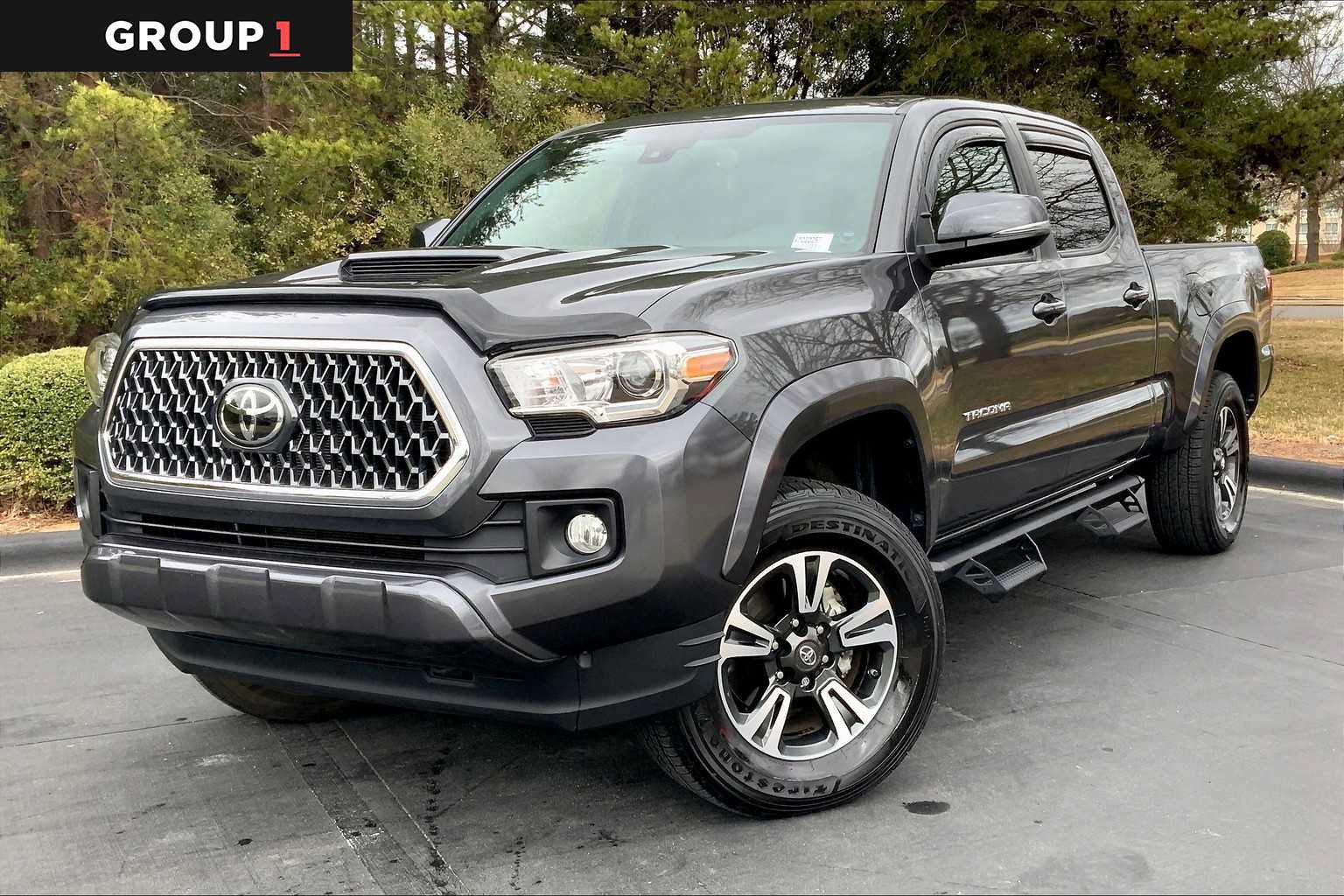 Used 2019 Toyota Tacoma TRD Sport w/ TRD Premium Sport Package RWD image 1