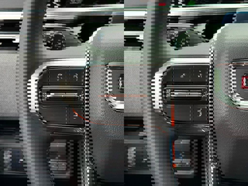 New 2026 GMC Sierra EV Elevation w/ Premium Package image 27