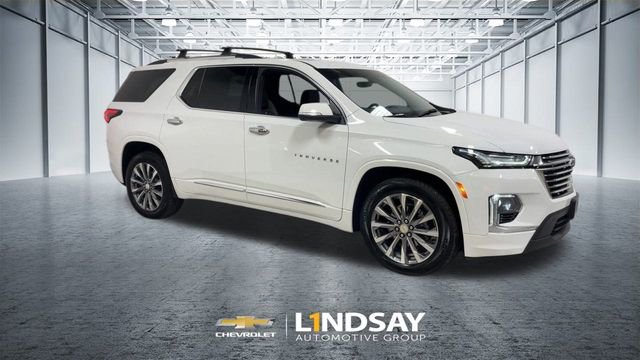 Used 2023 Chevrolet Traverse Premier w/ LPO, Cargo Package image 3