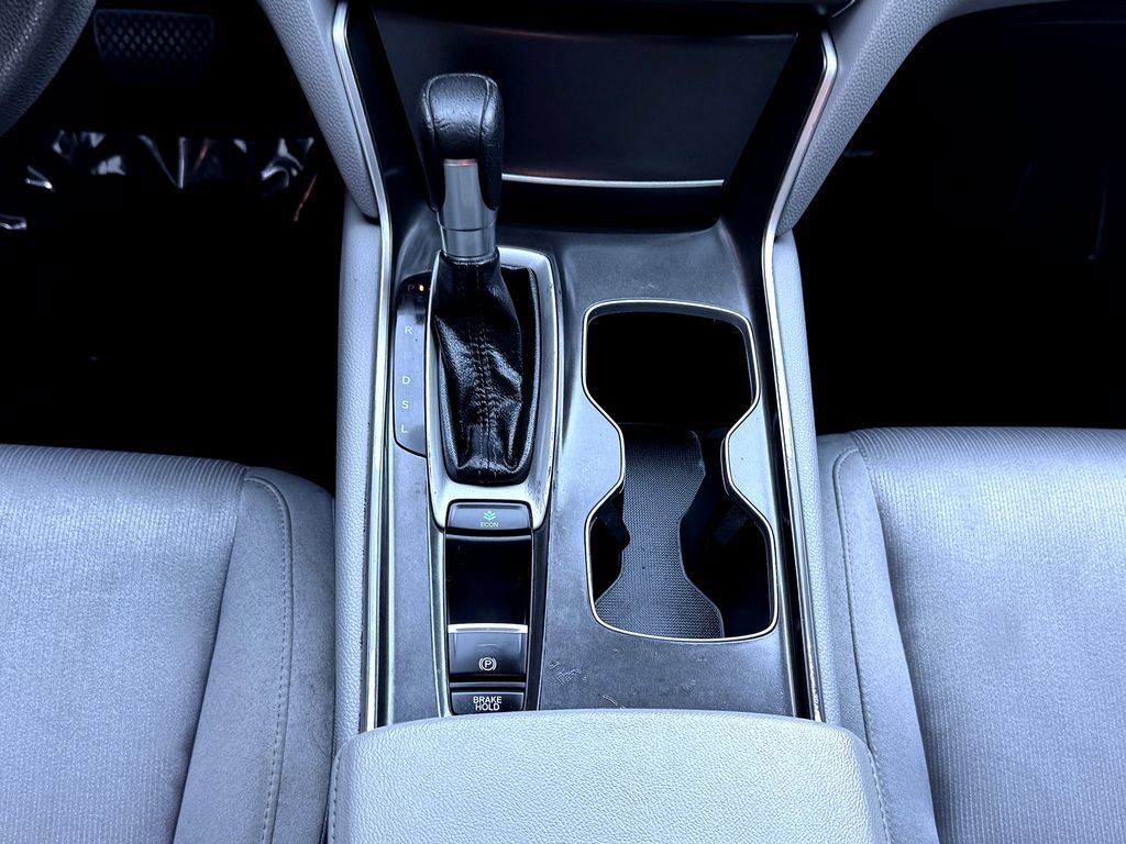 Used 2019 Honda Accord LX image 30