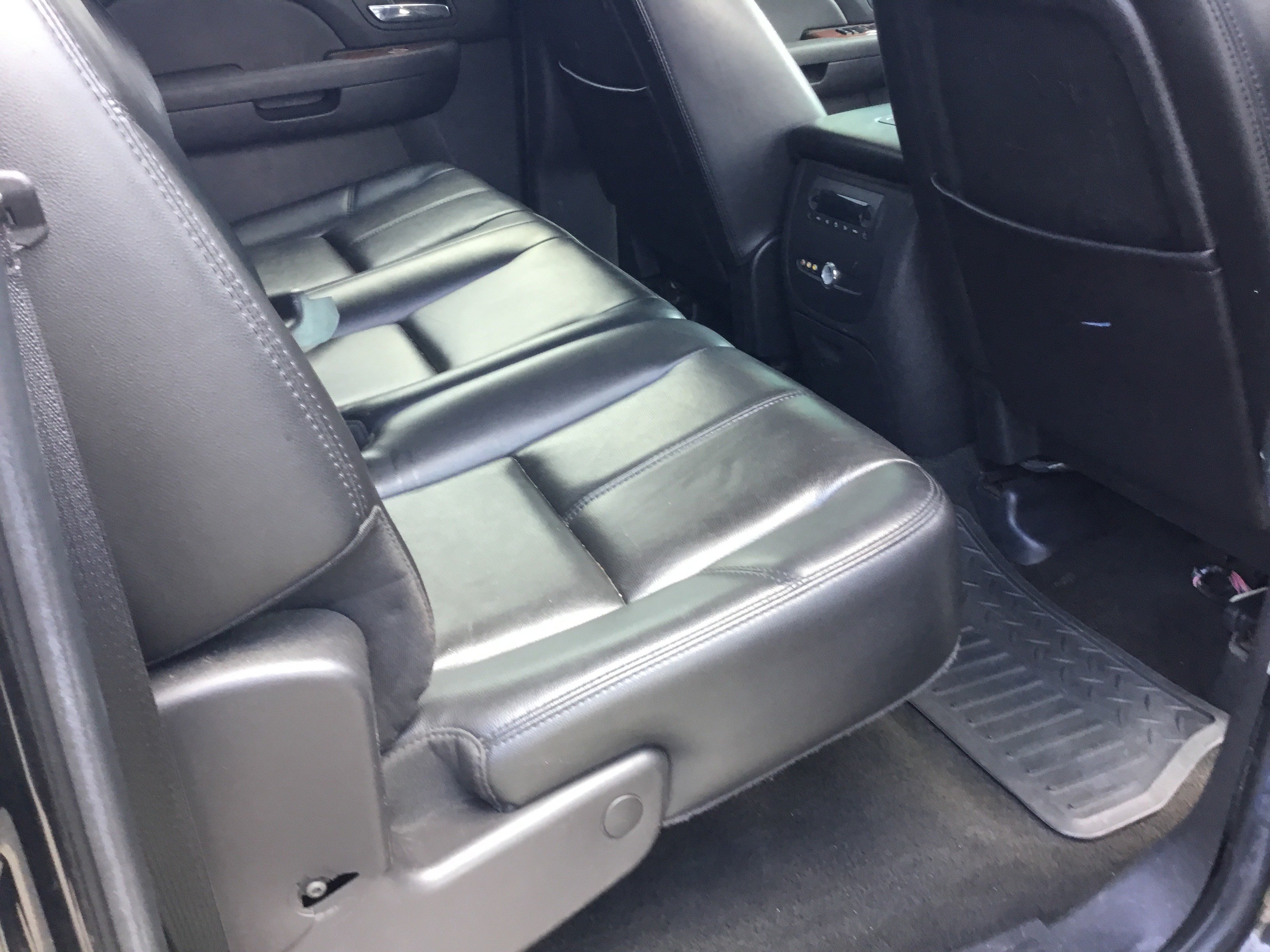 Used 2007 GMC Sierra 1500 SLT w/ Entertainment Package AWD/4WD image 14