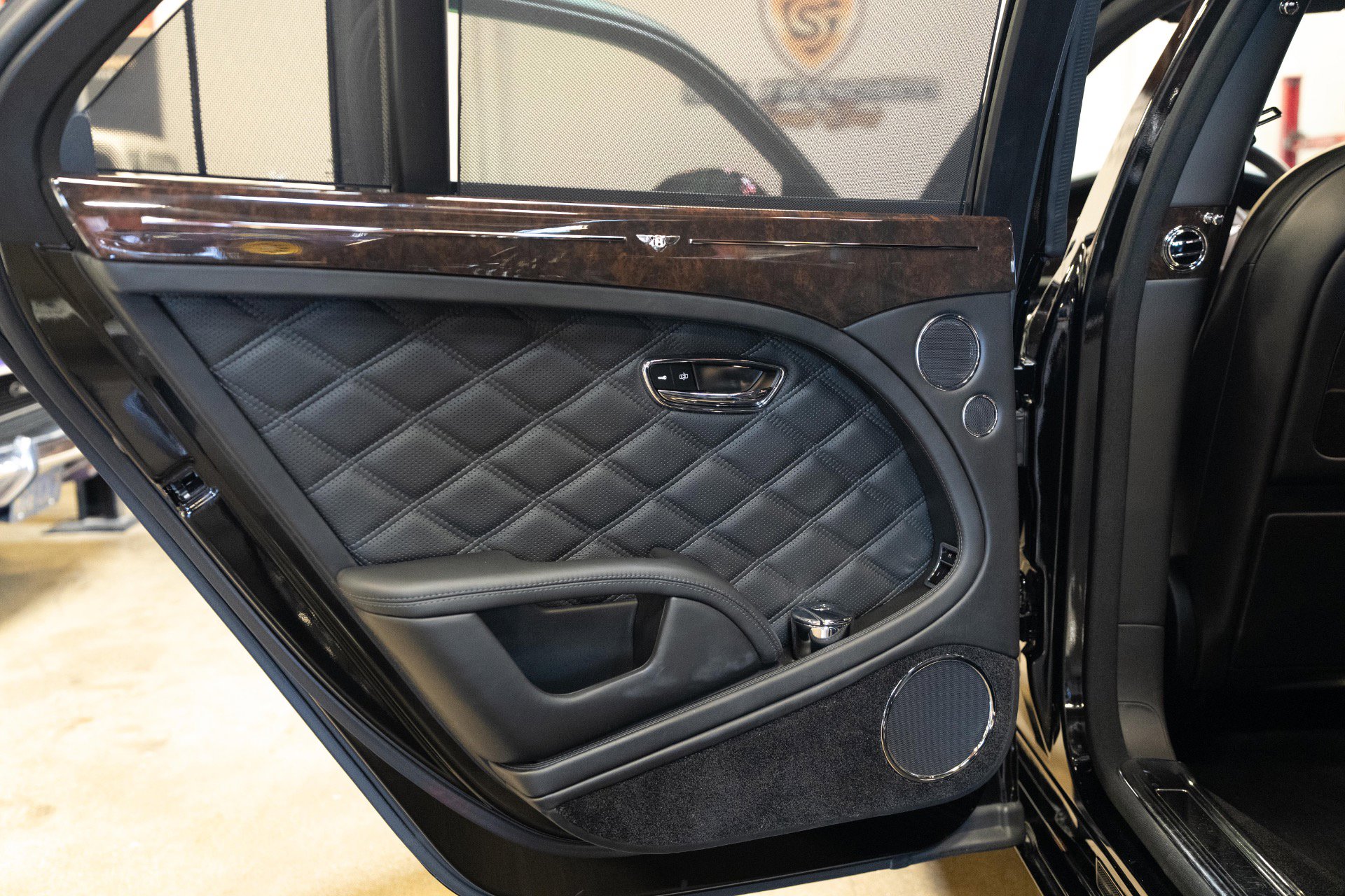 Used 2014 Bentley Mulsanne image 57